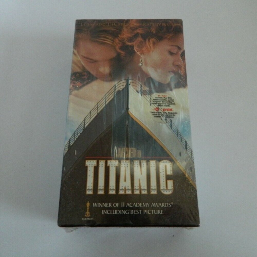 Titanic NEW Old Stock VHS 2 Tape Box Set THX Digitally Mastered NEW Sealed - Picture 1 of 4